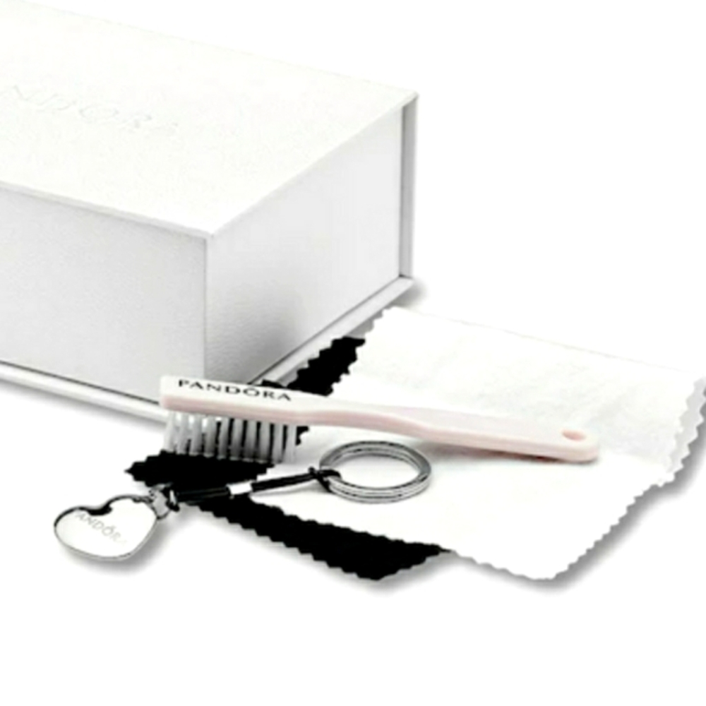 (New) Pandora Cleaning Kit